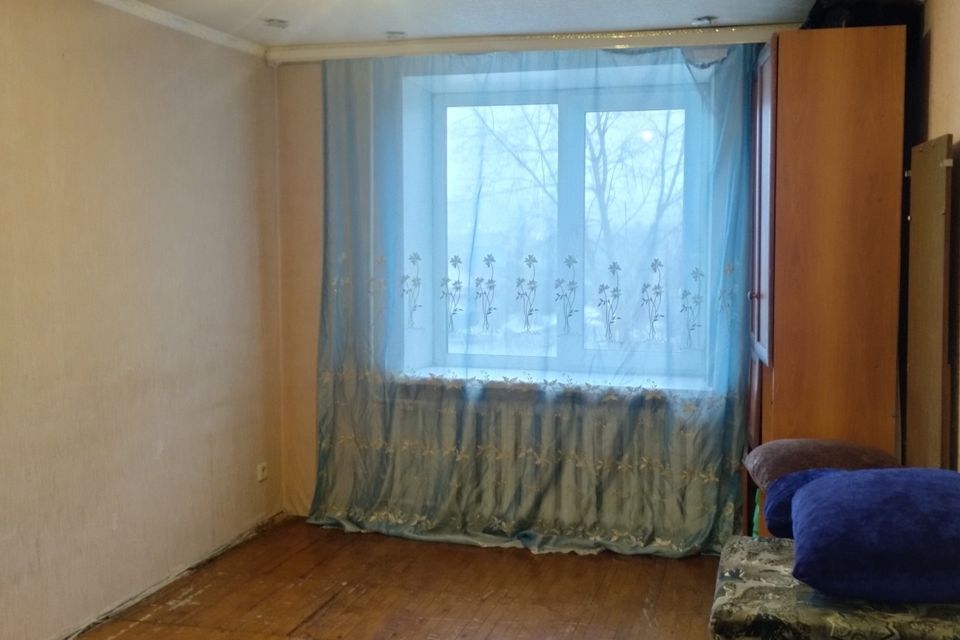 Продаётся 3-комнатная квартира, 57.4 м²