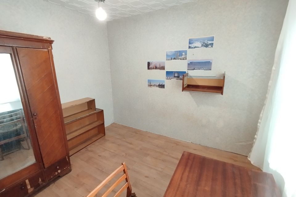 Продаётся 4-комнатная квартира, 98 м²