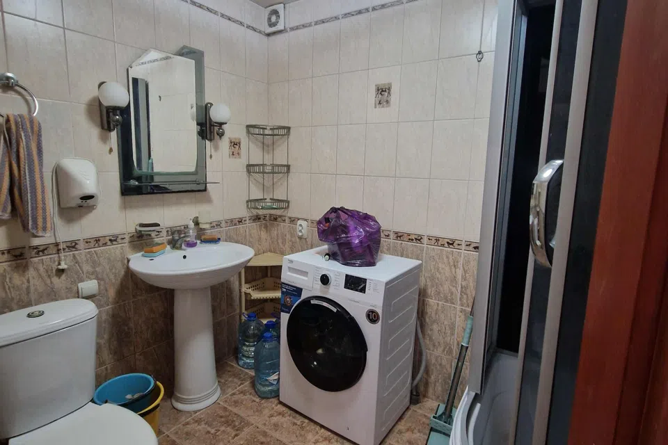Продаётся 3-комнатная квартира, 90 м²
