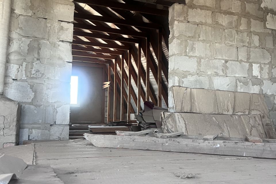 Продаётся 2-этажный дом, 260 м²