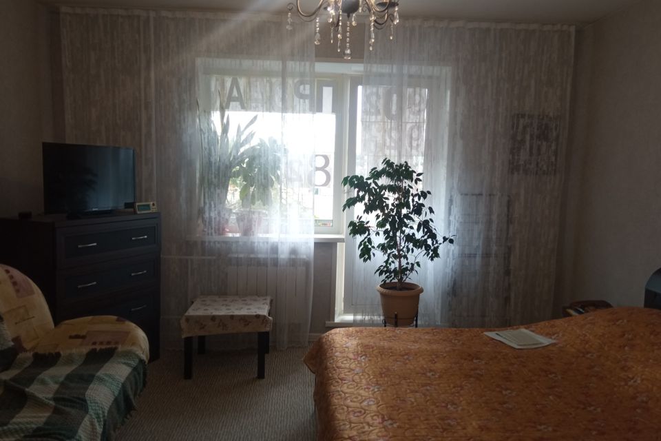 Продаётся 1-комнатная квартира, 35.3 м²