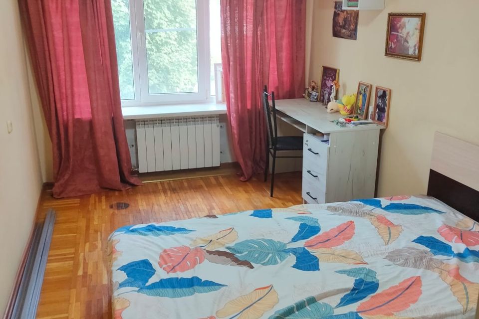 Продаётся 3-комнатная квартира, 60 м²