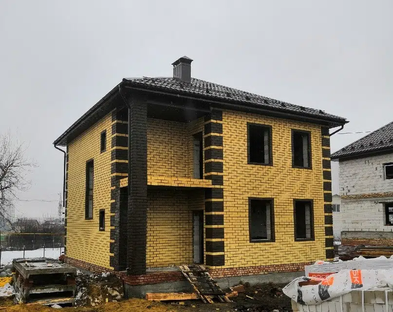 Продаётся 2-этажный дом, 140 м²