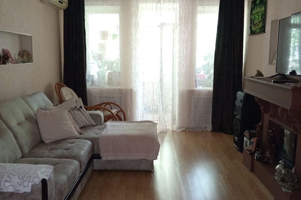 Продаётся 3-комнатная квартира, 74.1 м²