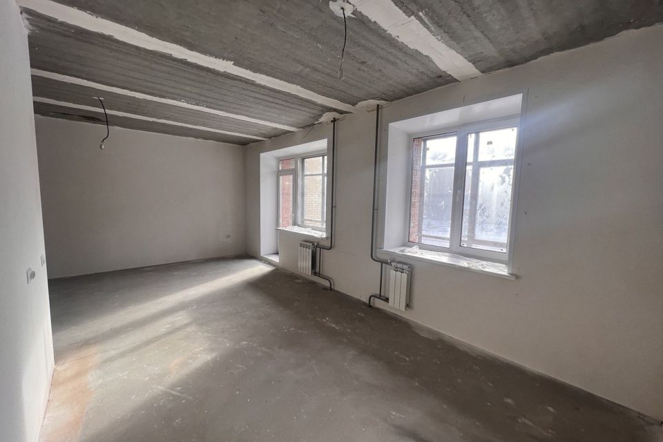 Продаётся 2-комнатная квартира, 72.6 м²