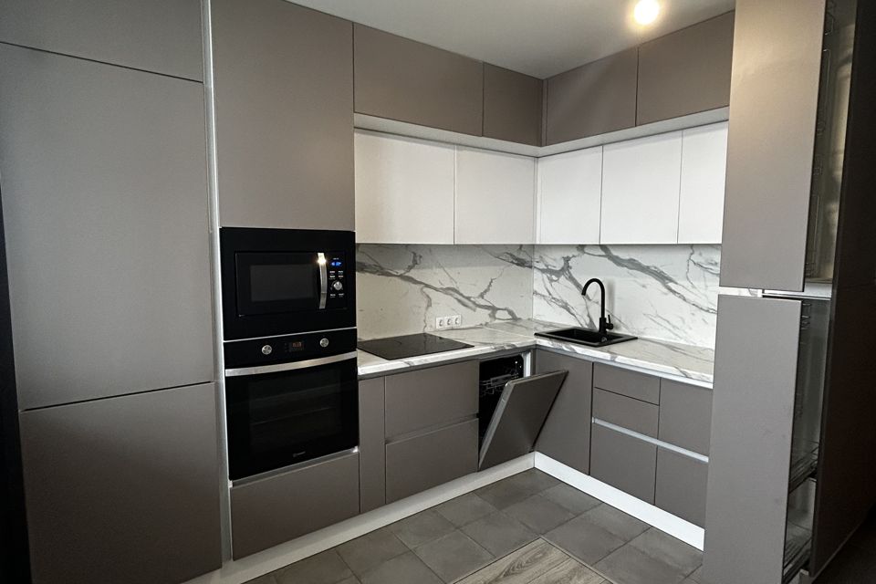Продаётся 3-комнатная квартира, 84 м²