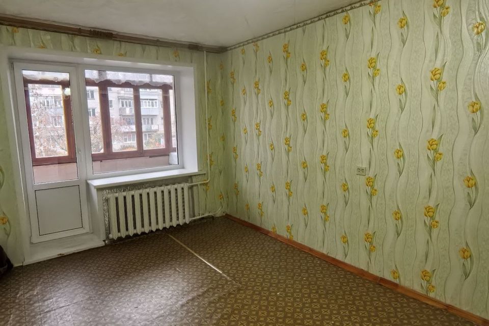 Продаётся 3-комнатная квартира, 56.7 м²