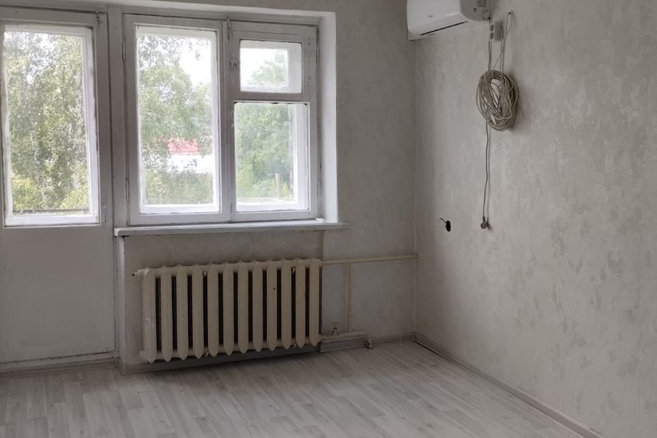 Продаётся 3-комнатная квартира, 51.67 м²