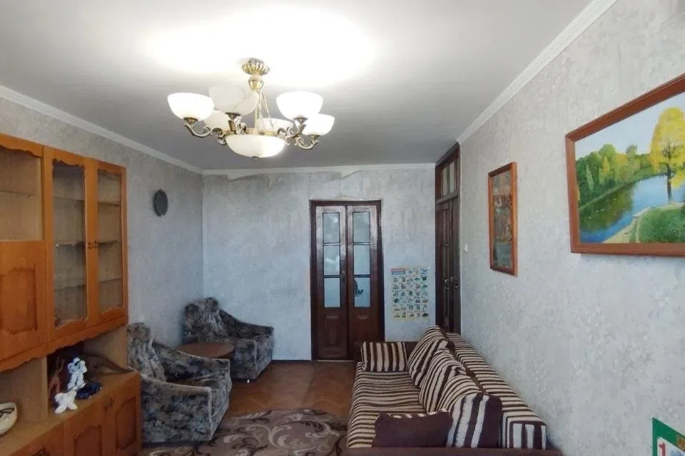 Продаётся 3-комнатная квартира, 63 м²