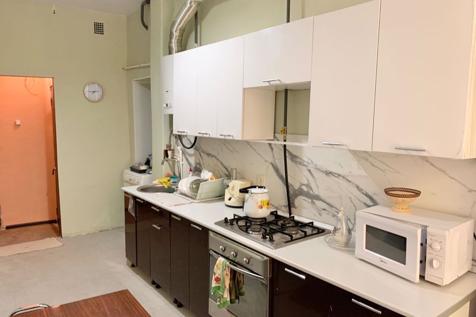 Продаётся 3-комнатная квартира, 76.2 м²