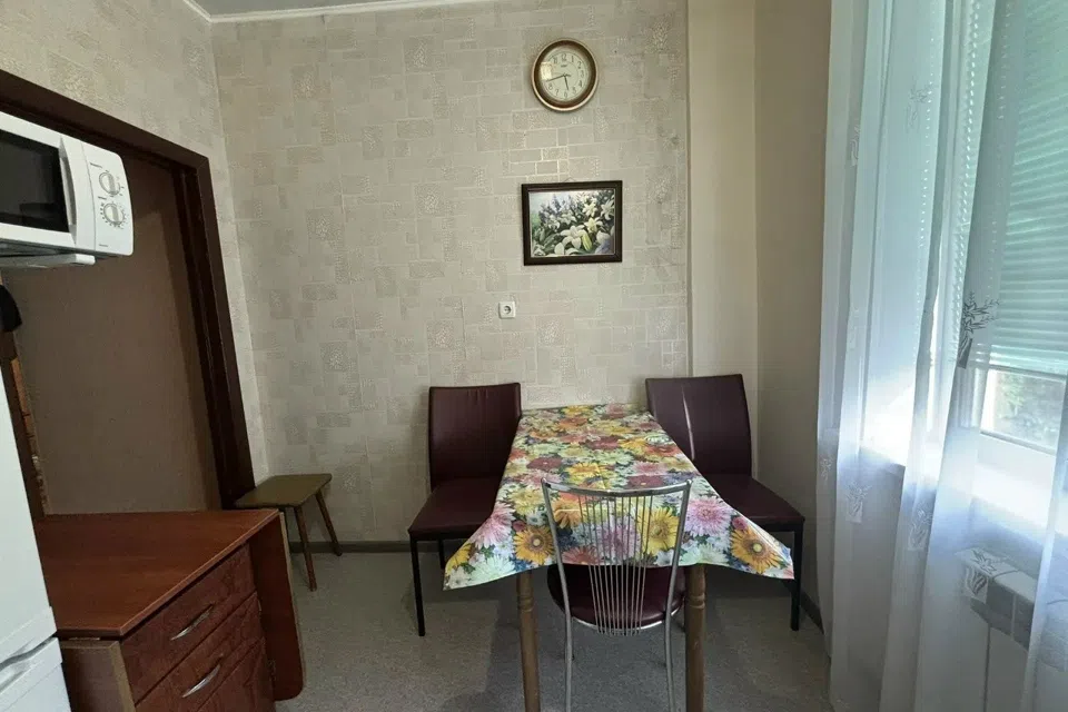Продаётся 3-комнатная квартира, 56 м²