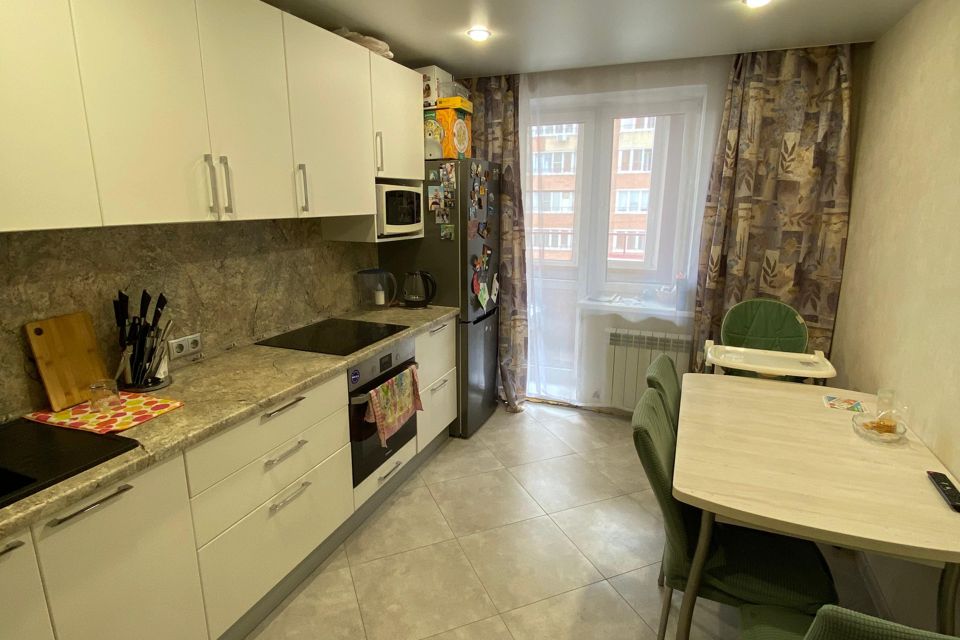 Продаётся 1-комнатная квартира, 41 м²