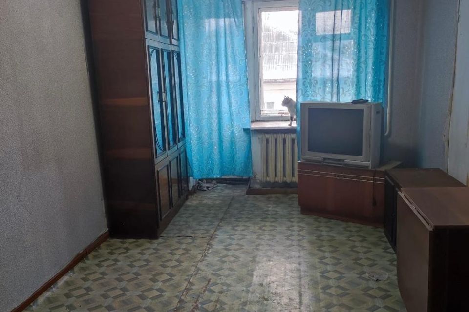 Продаётся 3-комнатная квартира, 49.8 м²