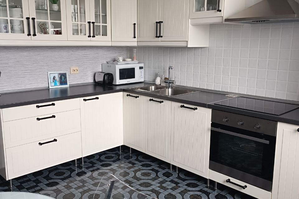 Продаётся 3-комнатная квартира, 96 м²