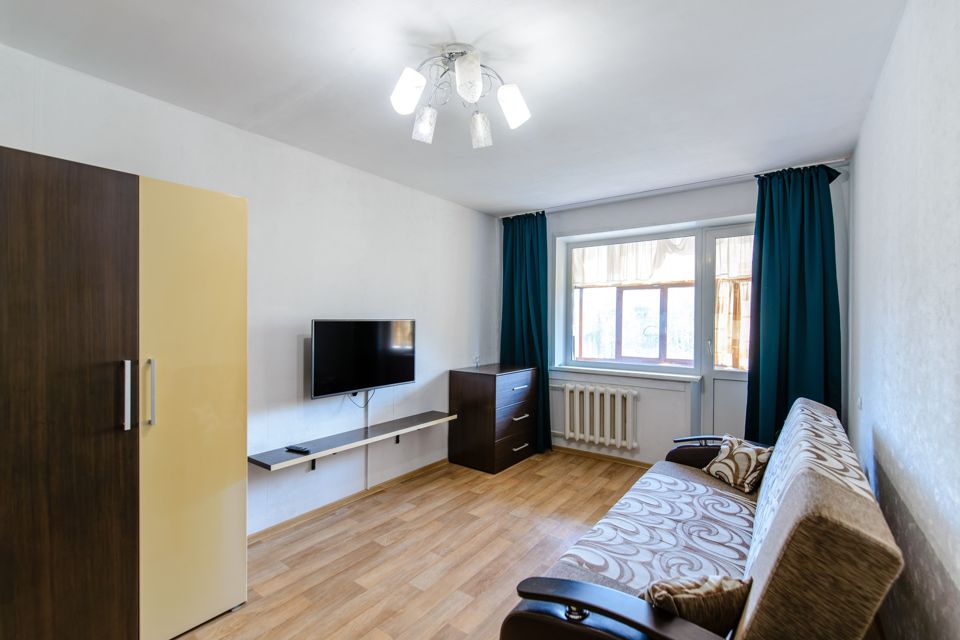 Продаётся 1-комнатная квартира, 37.3 м²