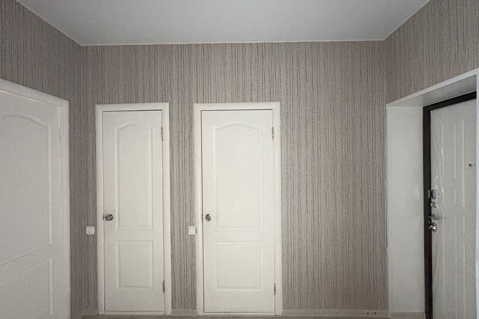 Продаётся 3-комнатная квартира, 47.8 м²