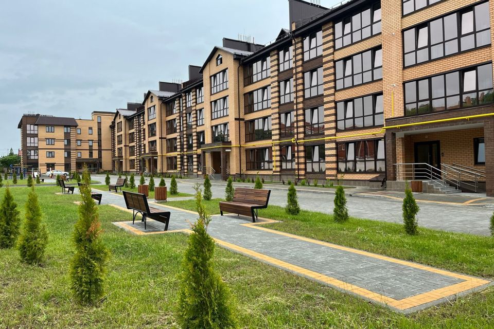 Продаётся 2-комнатная квартира, 64.2 м²