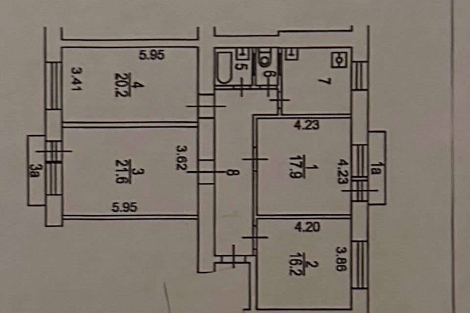 Продаётся 4-комнатная квартира, 102 м²