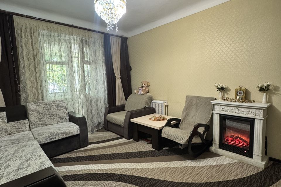 Продаётся 3-комнатная квартира, 53 м²