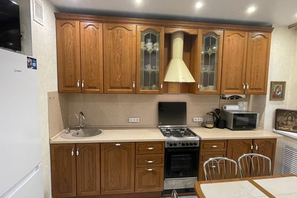 Продаётся 1-комнатная квартира, 37.4 м²