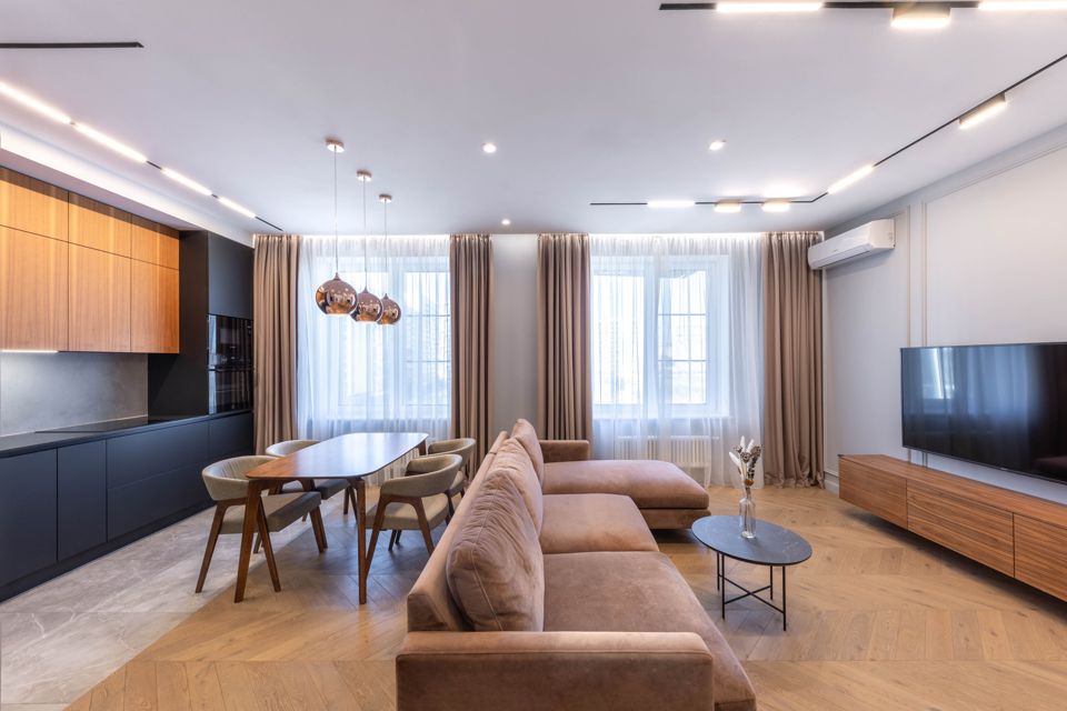 Продаётся 3-комнатная квартира, 110 м²
