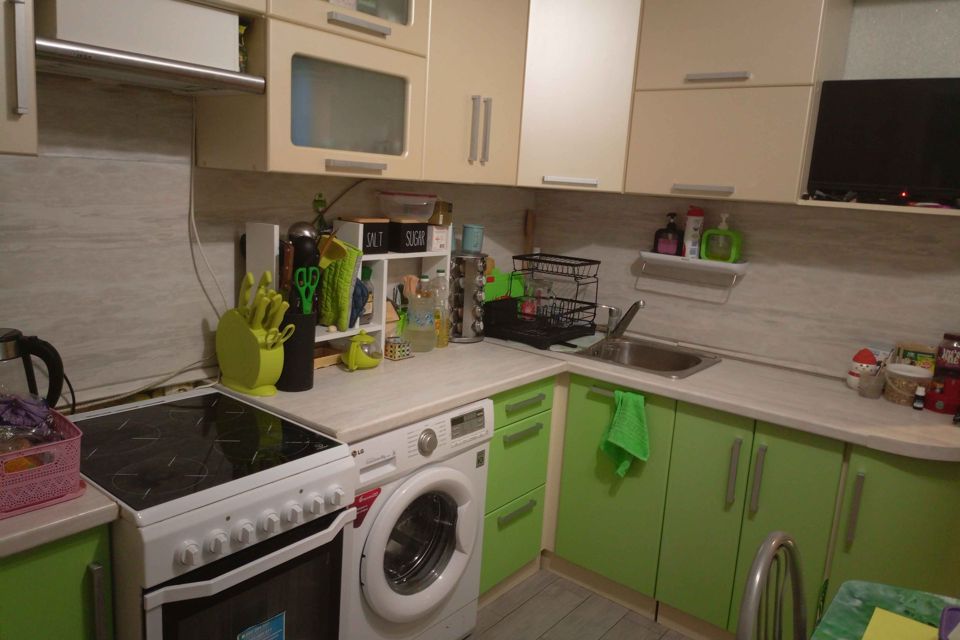 Продаётся 1-комнатная квартира, 41 м²