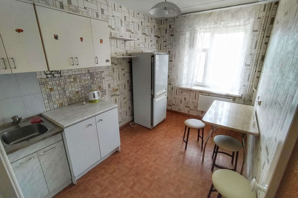 Сдаётся 1-комнатная квартира, 40 м²