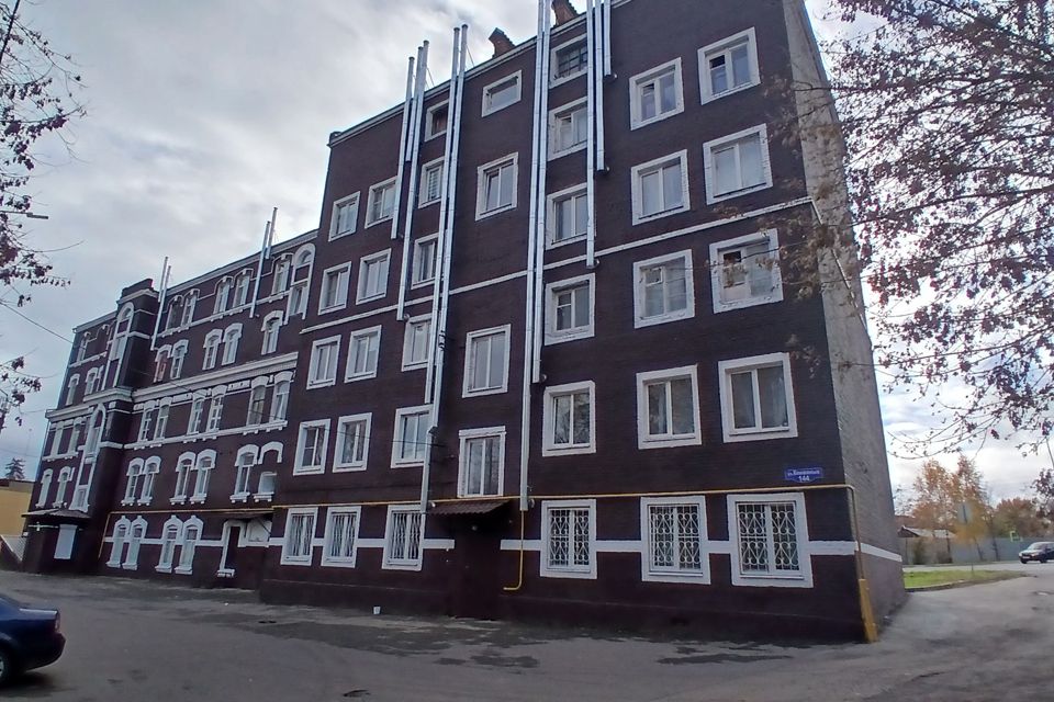 Продаётся 2 комнаты в 4-комн. квартире, 25 м²