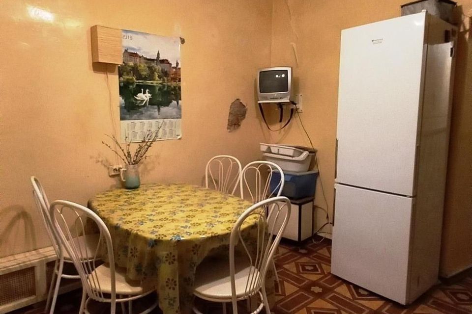 Продаётся 2-комнатная квартира, 75.3 м²