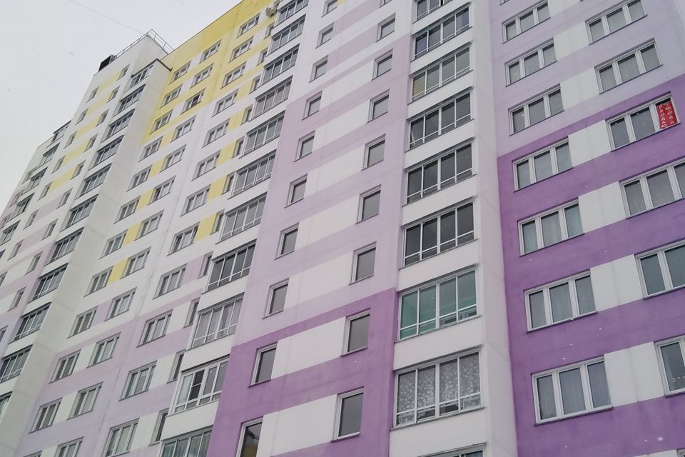 Продаётся 1-комнатная квартира, 39.8 м²