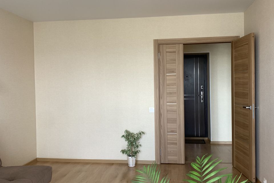 Продаётся 1-комнатная квартира, 43.6 м²