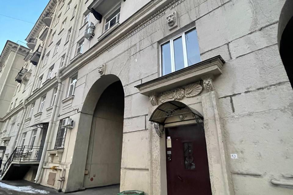 Продаётся 2-комнатная квартира, 56.7 м²