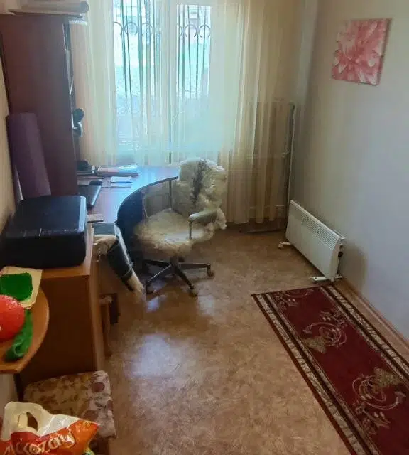 Продаётся 3-комнатная квартира, 56 м²