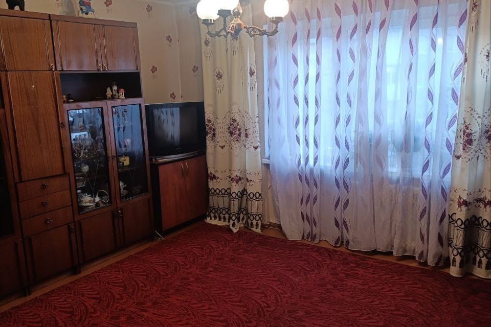 Продаётся 4-комнатная квартира, 89.9 м²