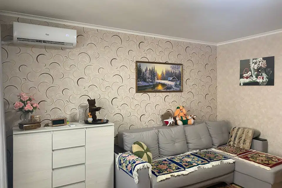 Продаётся 4-комнатная квартира, 80 м²