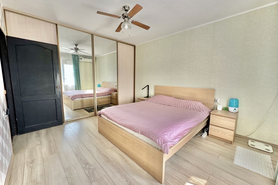 Продаётся 2-комнатная квартира, 63.4 м²