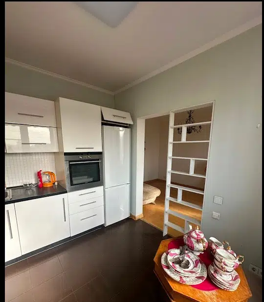 Продаётся 2-комнатная квартира, 57.2 м²