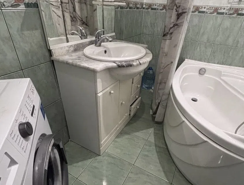 Продаётся 2-комнатная квартира, 56 м²