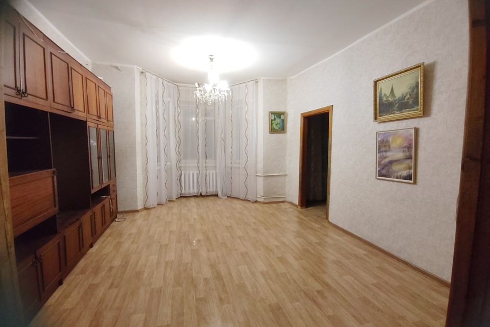 Продаётся 3-комнатная квартира, 69.7 м²