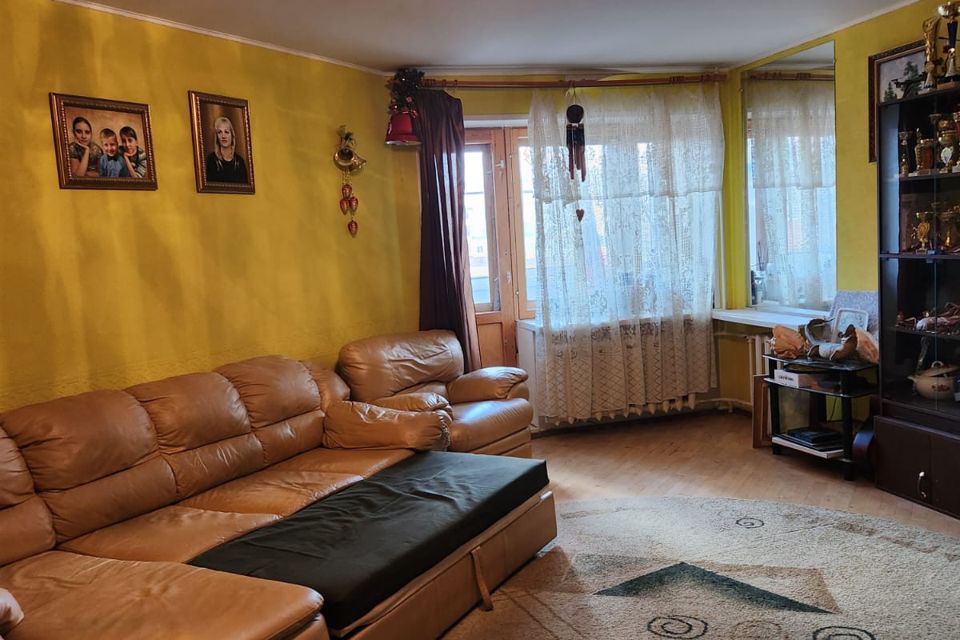 Продаётся 3-комнатная квартира, 116.9 м²