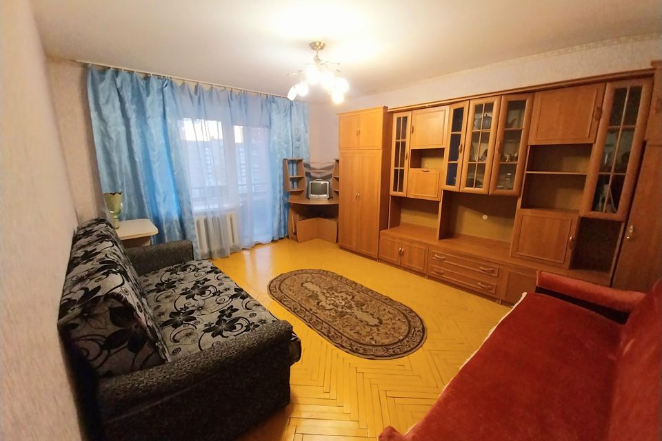 Продаётся 1-комнатная квартира, 38.3 м²