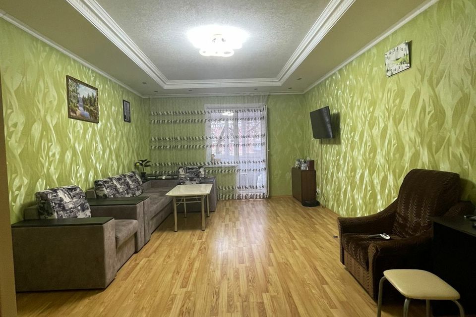Продаётся 3-комнатная квартира, 96 м²