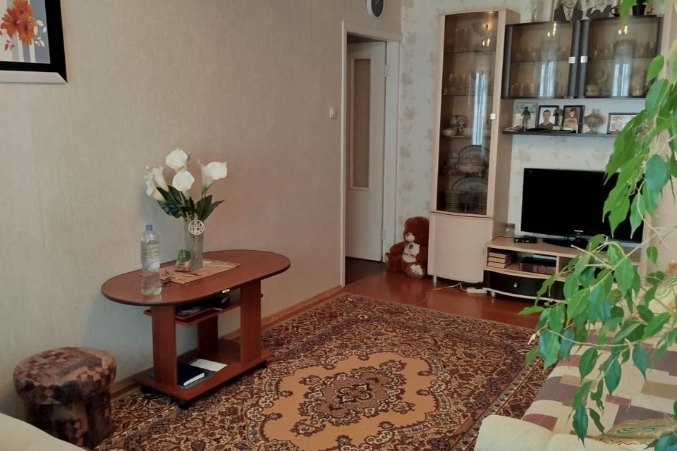 Продаётся 2-комнатная квартира, 42.6 м²