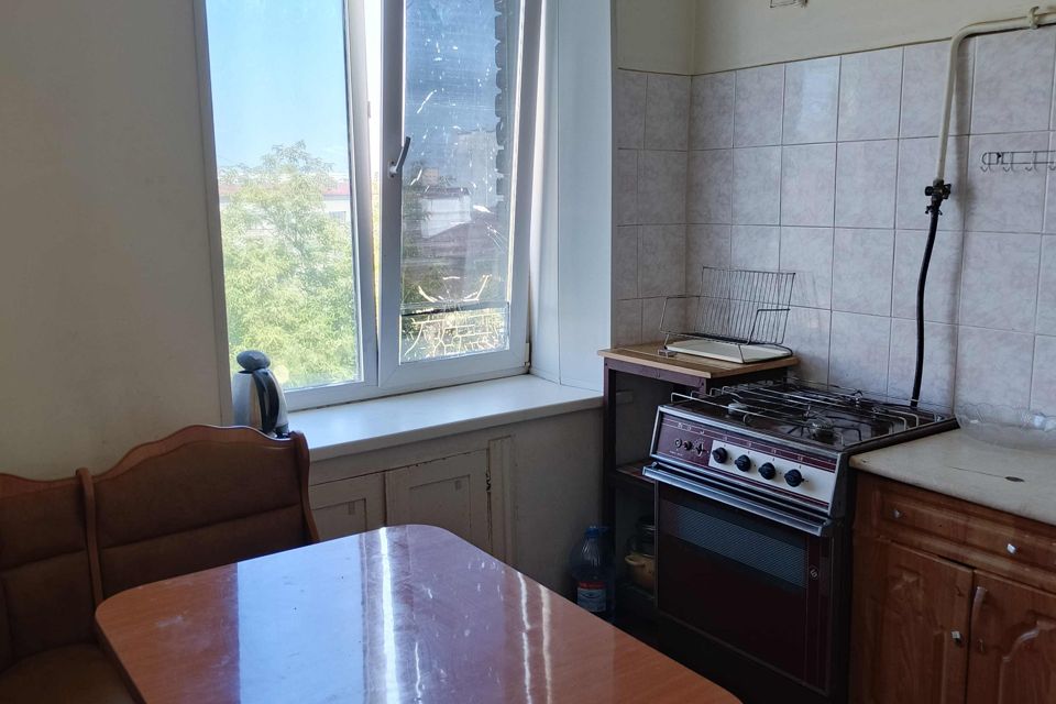 Сдаётся 3-комнатная квартира, 50 м²