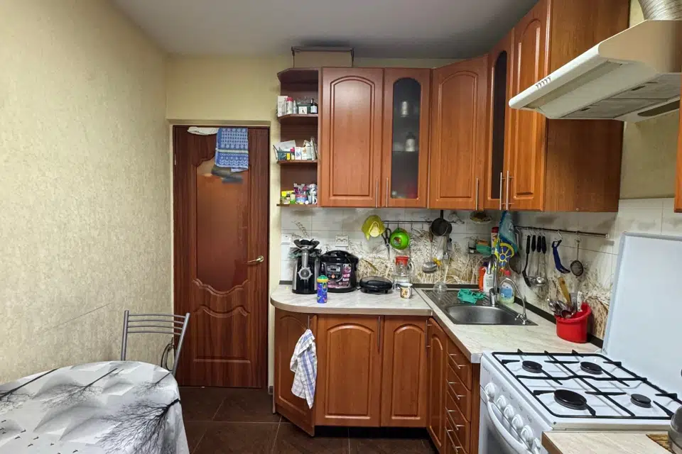 Продаётся 4-комнатная квартира, 74.1 м²