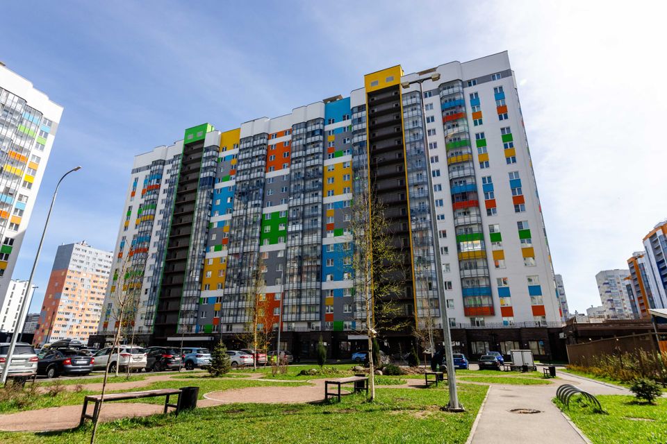 Продаётся 2-комнатная квартира, 61.7 м²