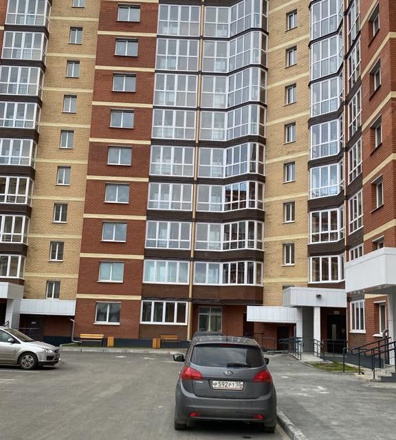 Продаётся 2-комнатная квартира, 71 м²