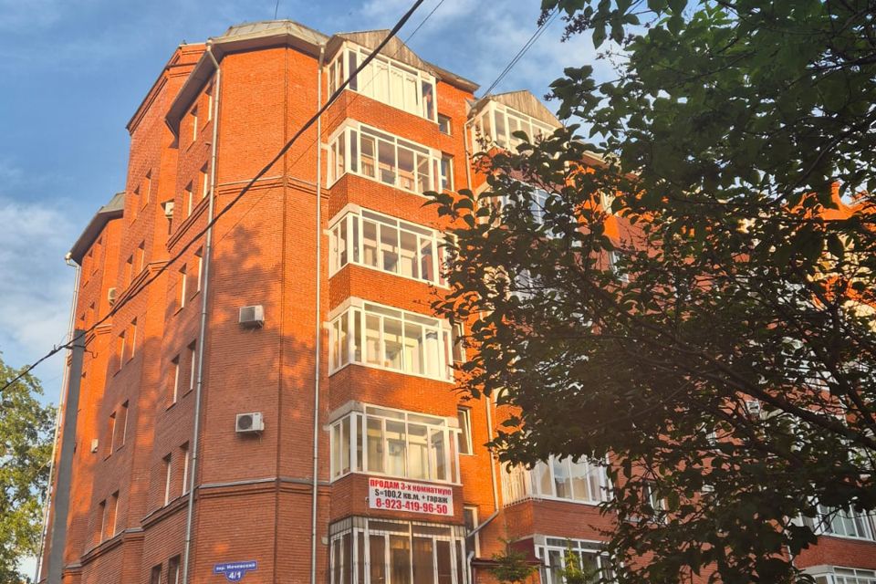 Продаётся 3-комнатная квартира, 100.2 м²