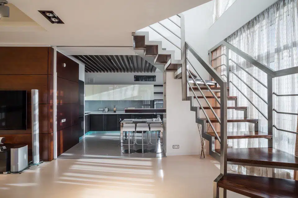 Продаётся 4-комнатная квартира, 147.3 м²