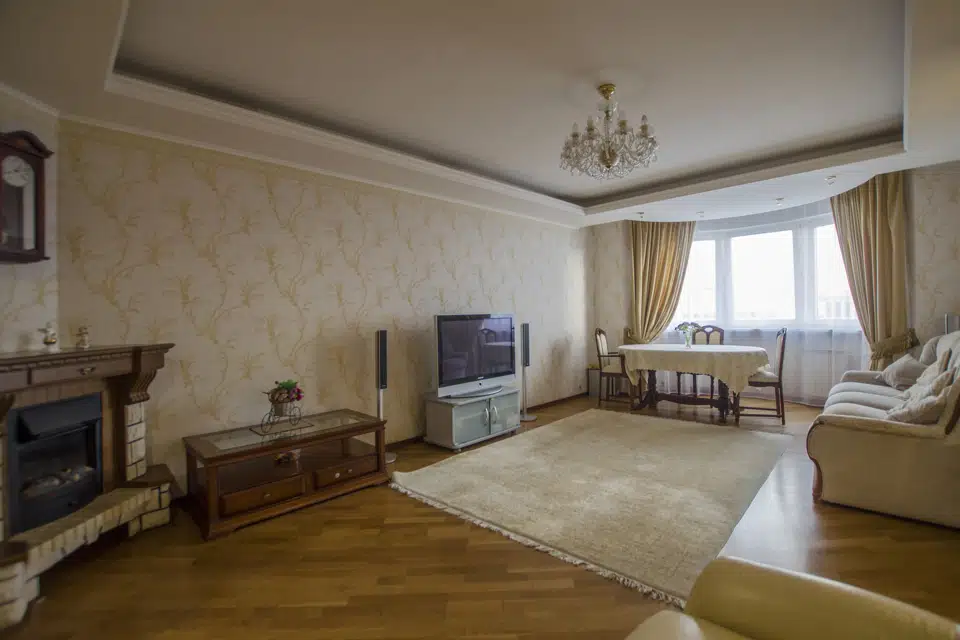 Продаётся 5-комнатная квартира, 160.5 м²